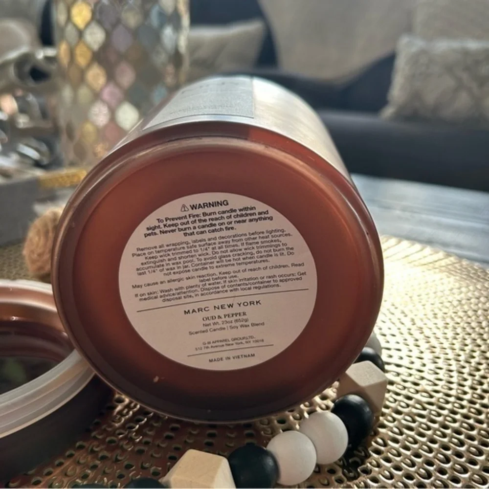 ✨NWT Marc New York MNY 3 wick candle 🕯️- OUD & Pepper 🌶️